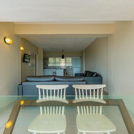 17 Stella Maris Seaside @ Van'S Apartman Amanzimtoti Kültér fotó